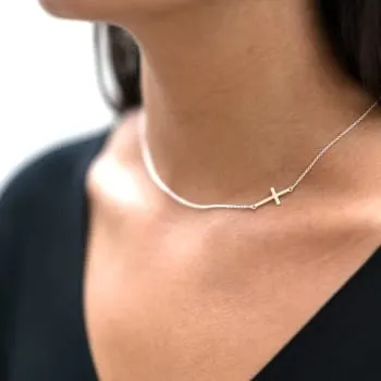 Gargantilha com Cruz Deitada Lateral em Prata 925 (0)